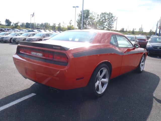 Dodge Challenger 2008 photo 2