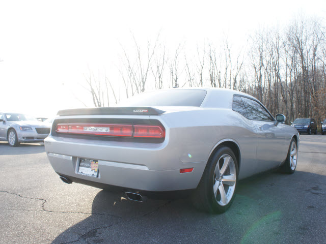 Dodge Challenger 2008 photo 2