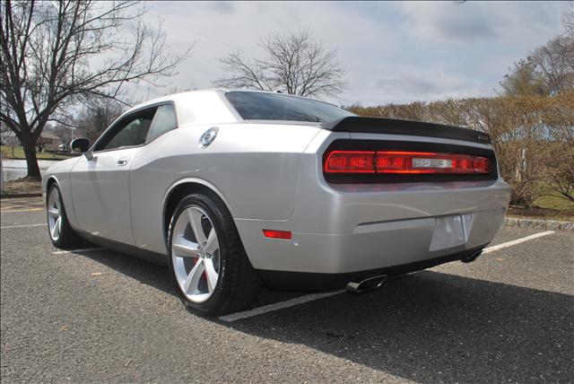 Dodge Challenger 3.5rl W/premium Pkg Coupe