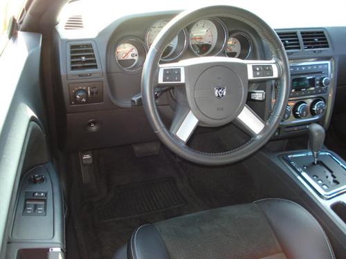 Dodge Challenger 2008 photo 2