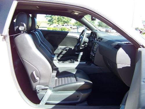 Dodge Challenger 2009 photo 2