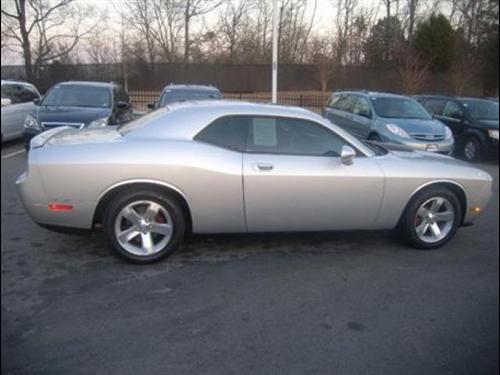 Dodge Challenger 2009 photo 2