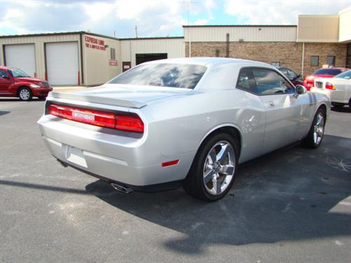Dodge Challenger 2009 photo 3