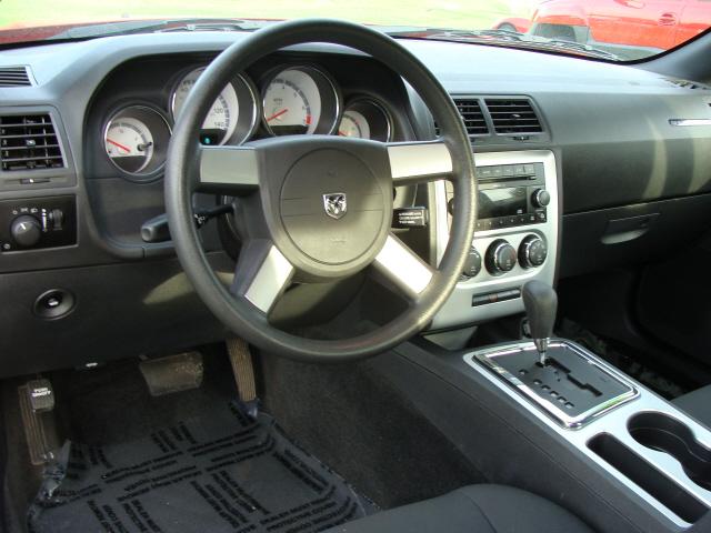 Dodge Challenger 2009 photo 5