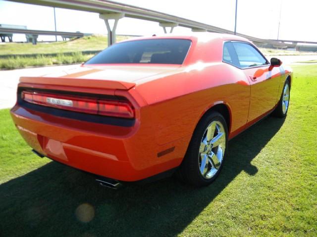 Dodge Challenger 2009 photo 4
