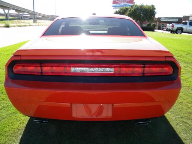 Dodge Challenger 2009 photo 3