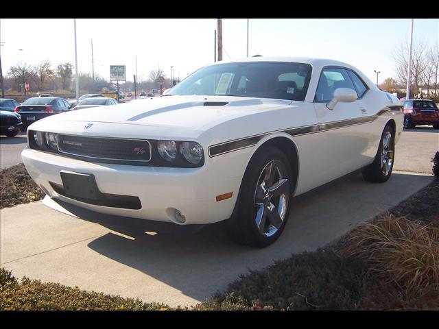 Dodge Challenger 2009 photo 2