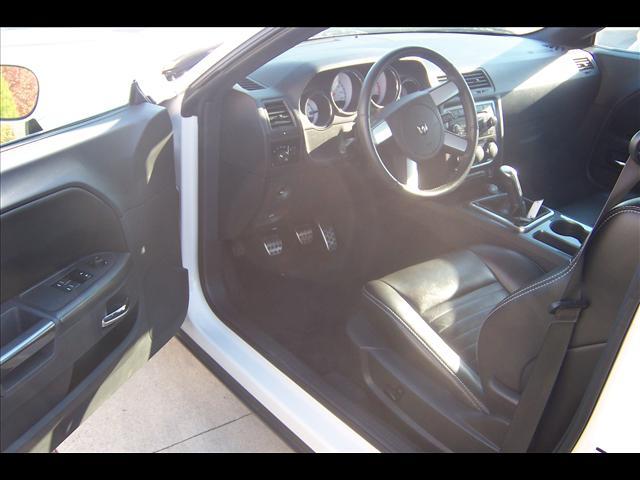 Dodge Challenger 2009 photo 5