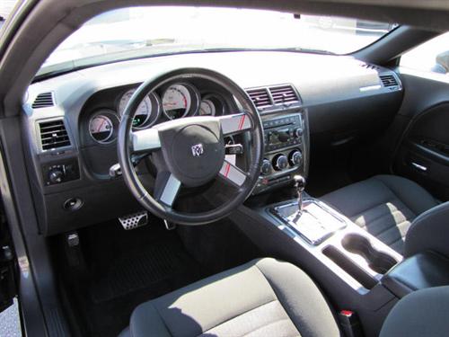Dodge Challenger 2009 photo 4