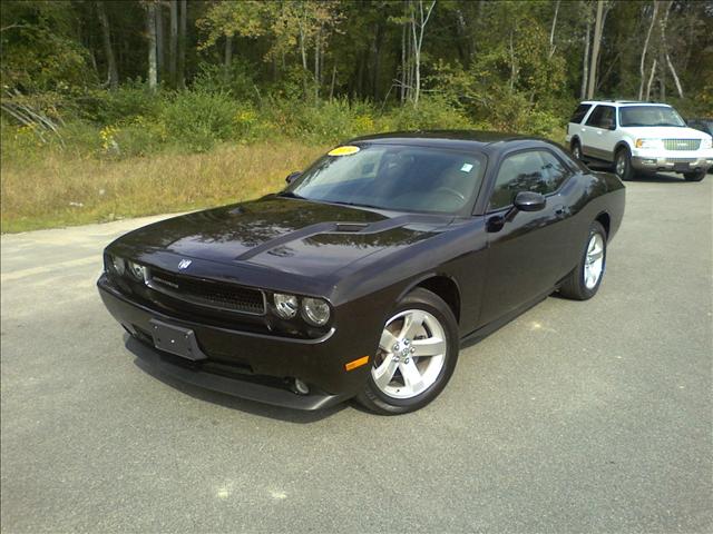 Dodge Challenger 4WD Crew Cab 153 LTZ Coupe