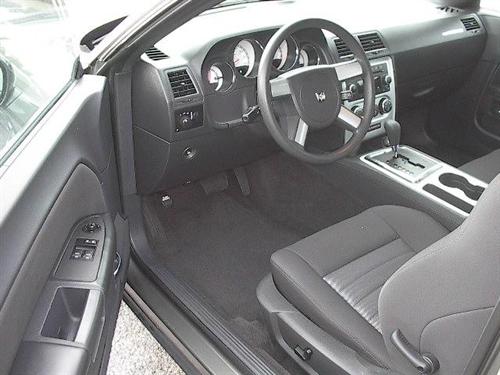 Dodge Challenger 2009 photo 1