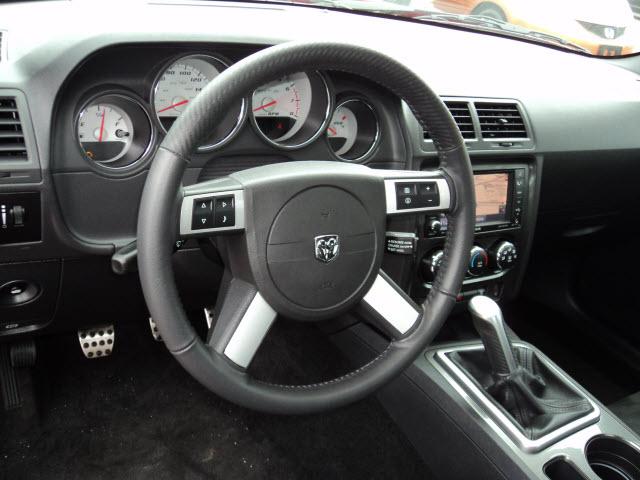 Dodge Challenger 2009 photo 2