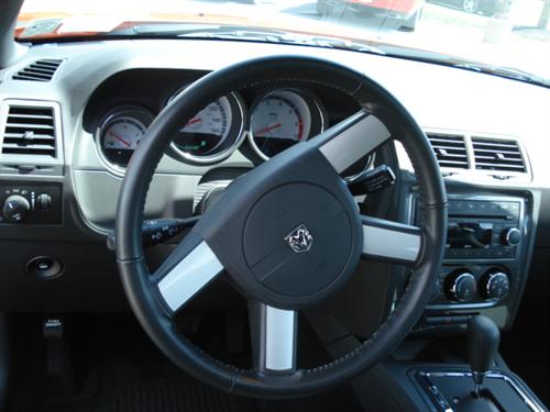 Dodge Challenger 2009 photo 4