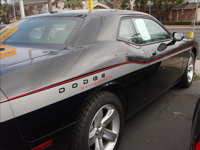 Dodge Challenger 2009 photo 2
