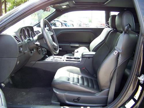 Dodge Challenger 2009 photo 2