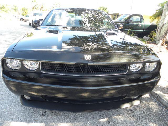 Dodge Challenger 2009 photo 1