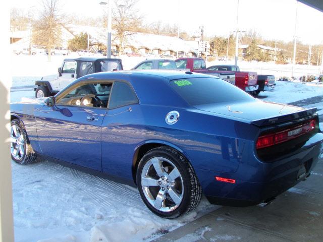 Dodge Challenger 2009 photo 2