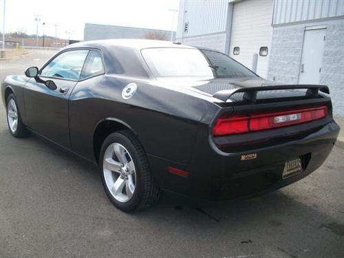 Dodge Challenger 2009 photo 2