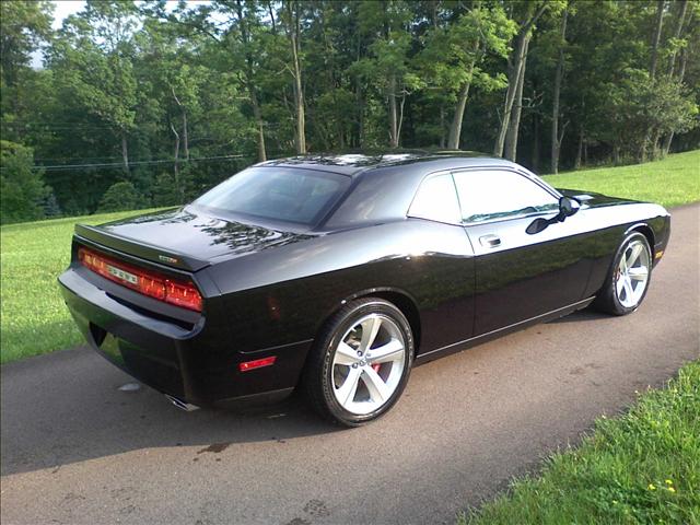 Dodge Challenger 2009 photo 2