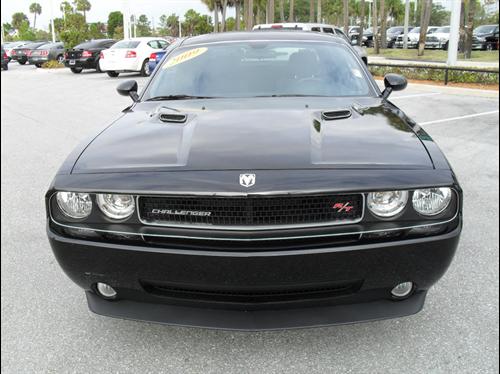 Dodge Challenger 2009 photo 2