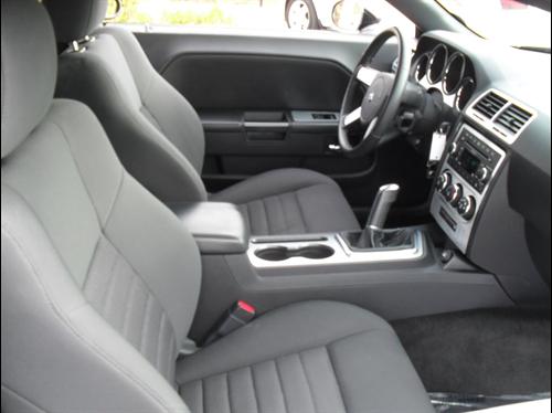 Dodge Challenger 2009 photo 4