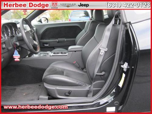 Dodge Challenger 2009 photo 2