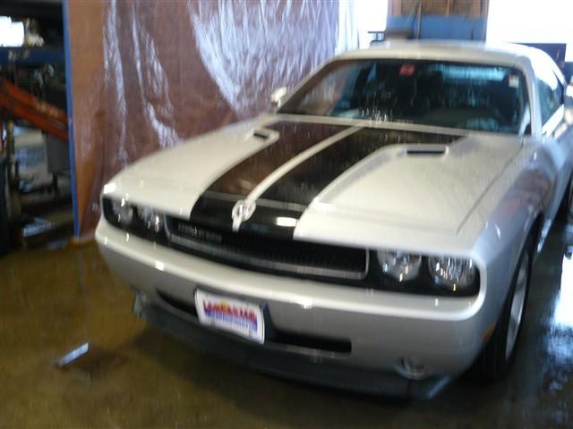 Dodge Challenger SE Coupe