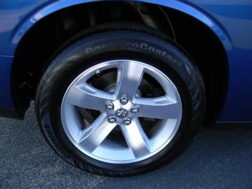 Dodge Challenger 2009 photo 2