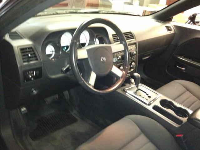 Dodge Challenger 2009 photo 1