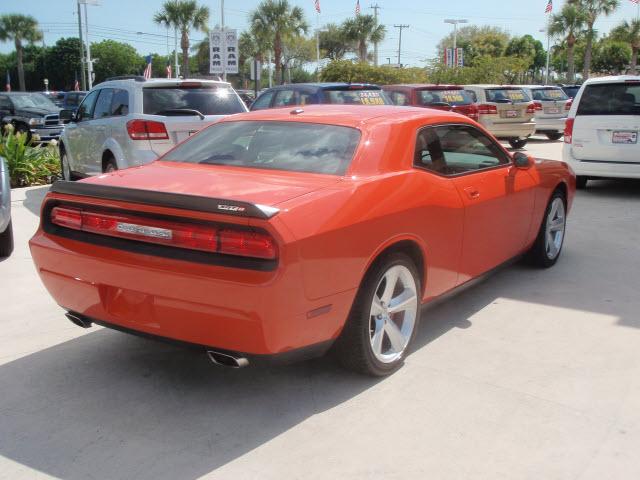 Dodge Challenger 2009 photo 2