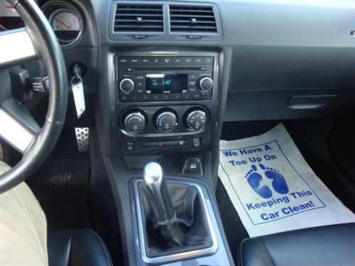 Dodge Challenger 2009 photo 4