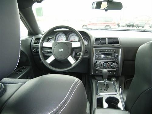 Dodge Challenger 2009 photo 2