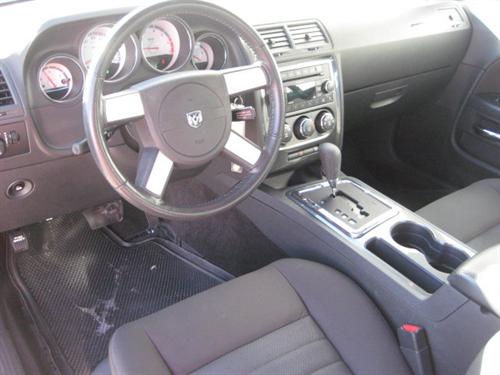 Dodge Challenger 2009 photo 2