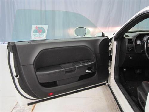 Dodge Challenger 2009 photo 1