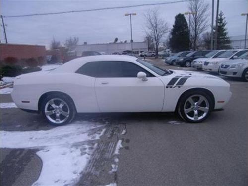 Dodge Challenger 2009 photo 3