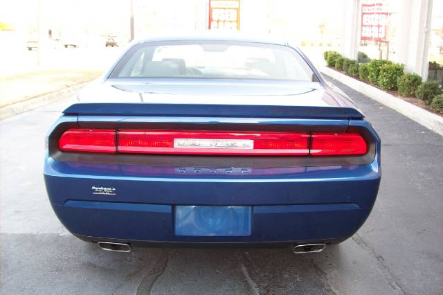 Dodge Challenger 2009 photo 2