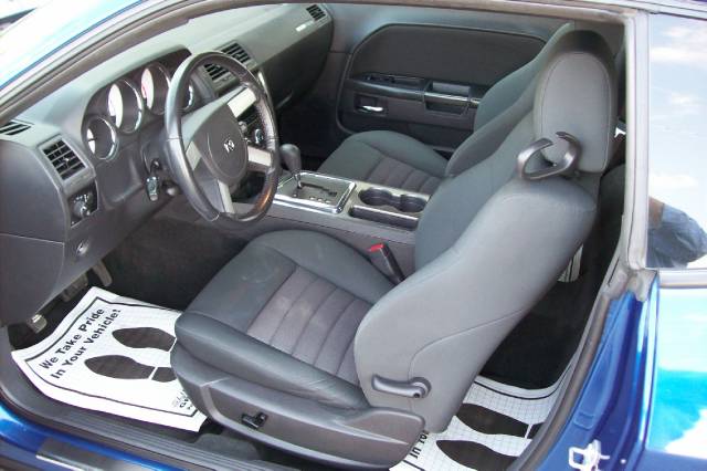 Dodge Challenger 2009 photo 4