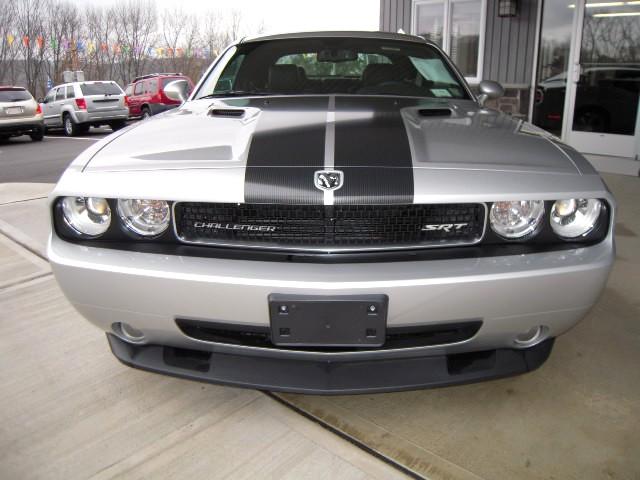 Dodge Challenger 2009 photo 2