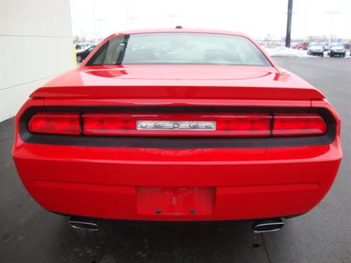 Dodge Challenger 2009 photo 2