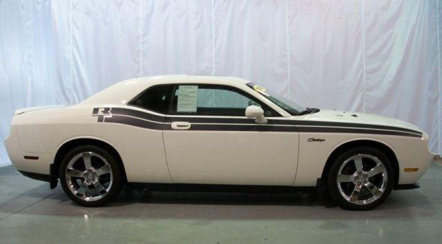 Dodge Challenger 2009 photo 2