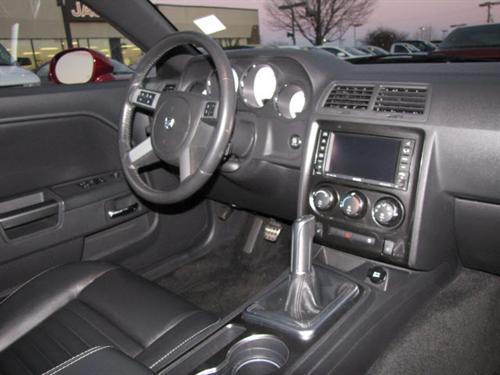 Dodge Challenger 2009 photo 4