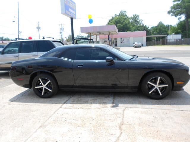 Dodge Challenger 2009 photo 2