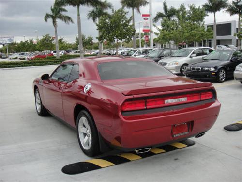 Dodge Challenger 2009 photo 4