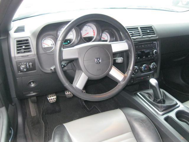Dodge Challenger 2009 photo 4