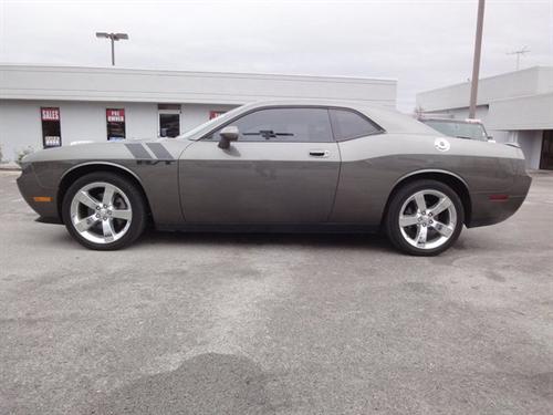 Dodge Challenger 2009 photo 3