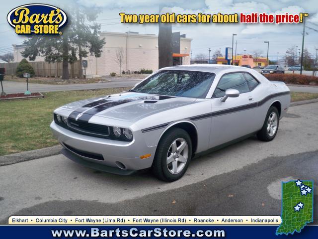 Dodge Challenger SE Coupe