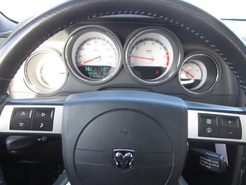 Dodge Challenger 2009 photo 1