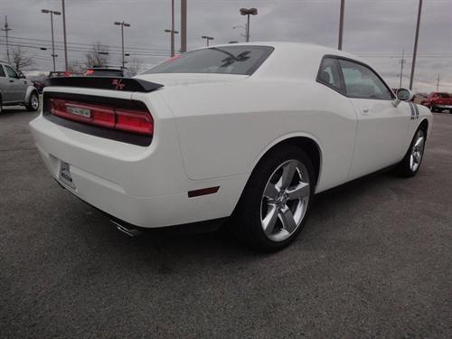 Dodge Challenger 2009 photo 2