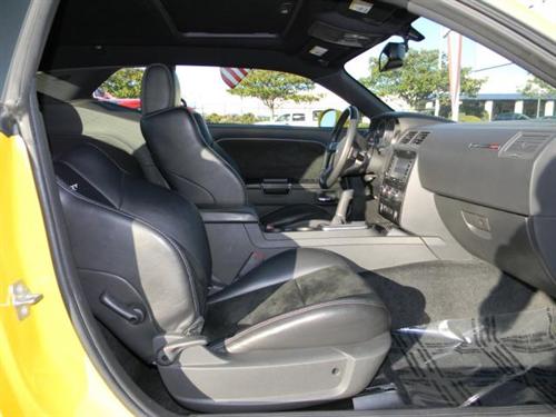 Dodge Challenger 2010 photo 4