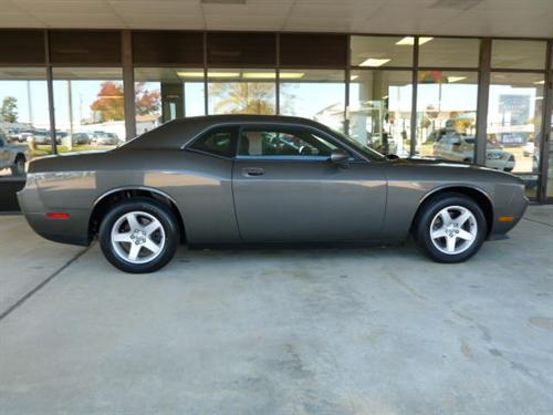 Dodge Challenger 2010 photo 3